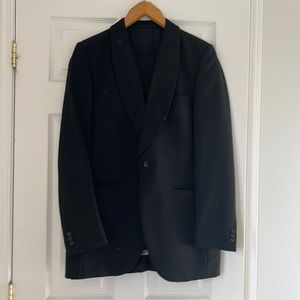 High Quality Custom Tailored Mohair/Wool Tuxedo US40